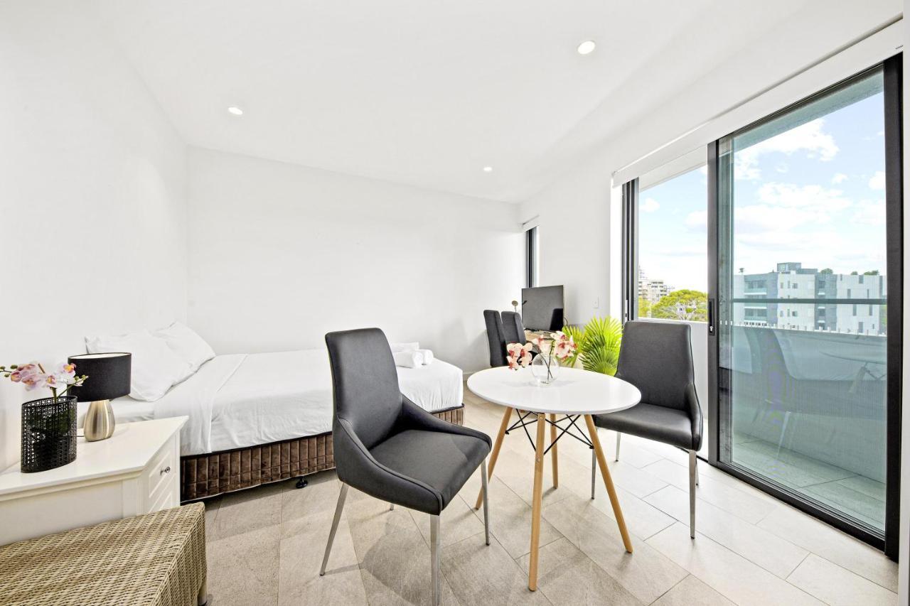 Studio For Long Term Tenants In Strathfield Cbd Sydney Exterior foto
